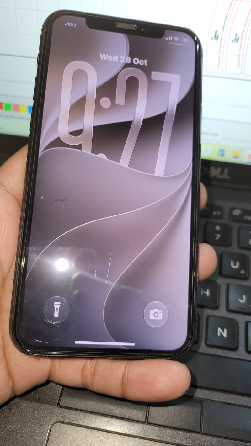 Apple iPhone 11 Pro 1
