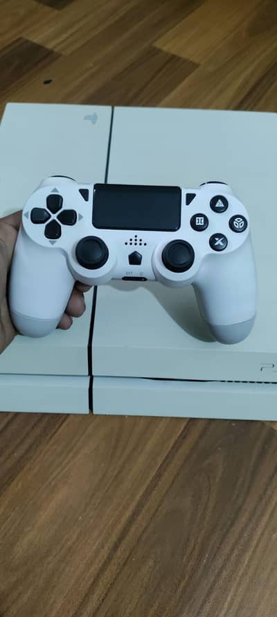 PS4 Glacier White (Rare) 500Gb CUH-1200A - 8 Game bundle