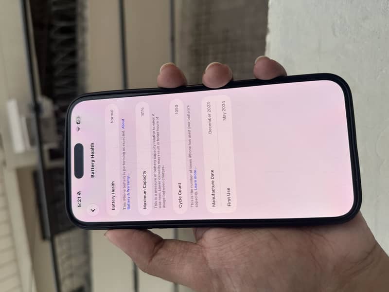 Apple iPhone 15 Pro Max 6