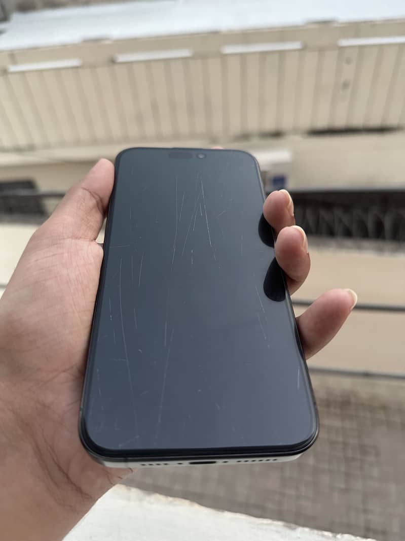 Apple iPhone 15 Pro Max 11