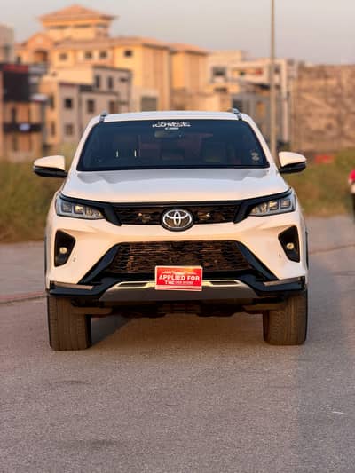Toyota Fortuner Legender 2022