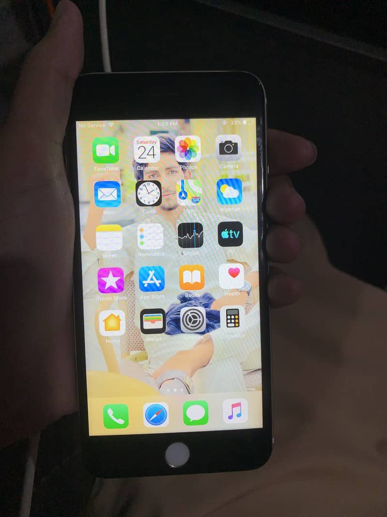 Apple iPhone 6S Plus 1