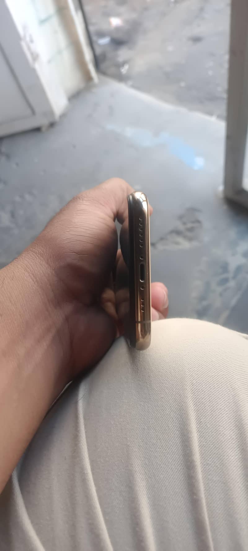 Apple iPhone 11 Pro 2