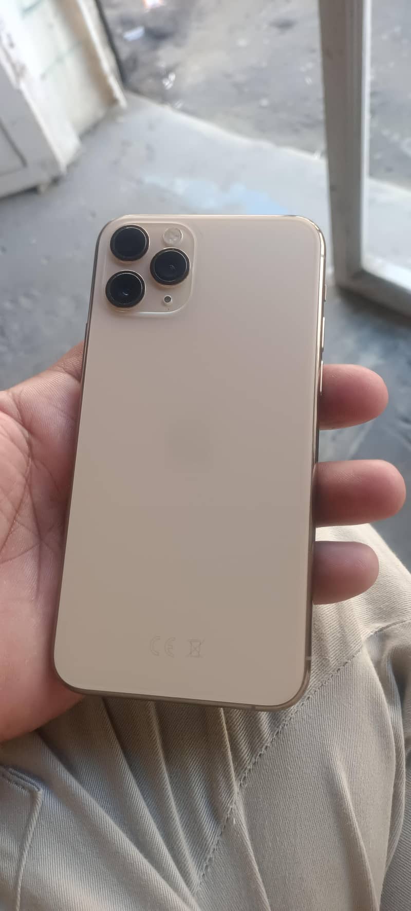 Apple iPhone 11 Pro 5