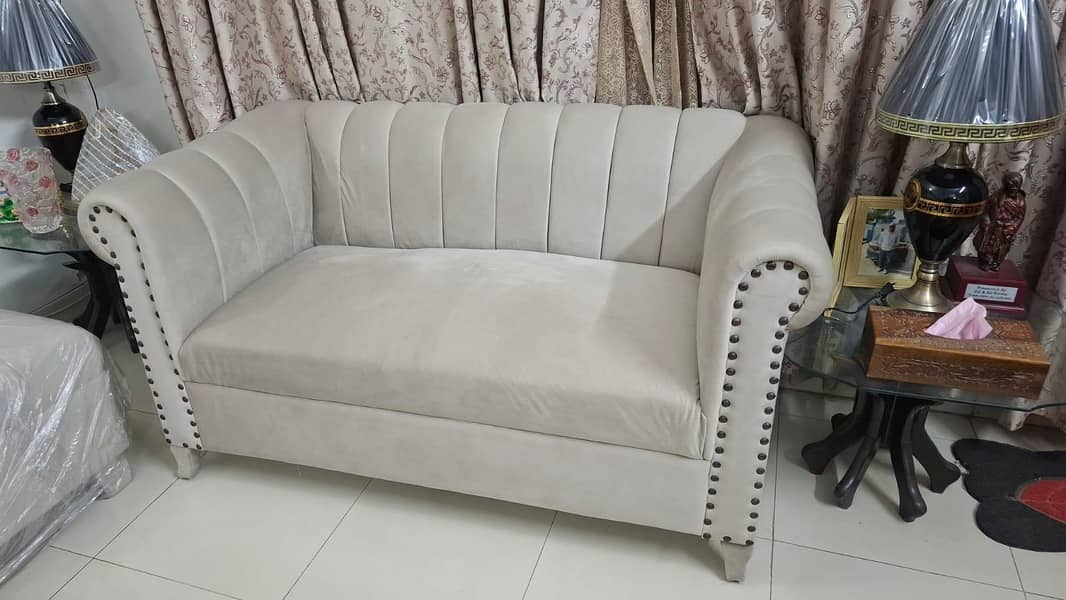 L shape sofa 0