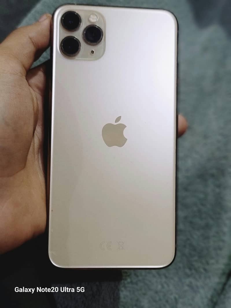 Apple iPhone 11 Pro Max 1