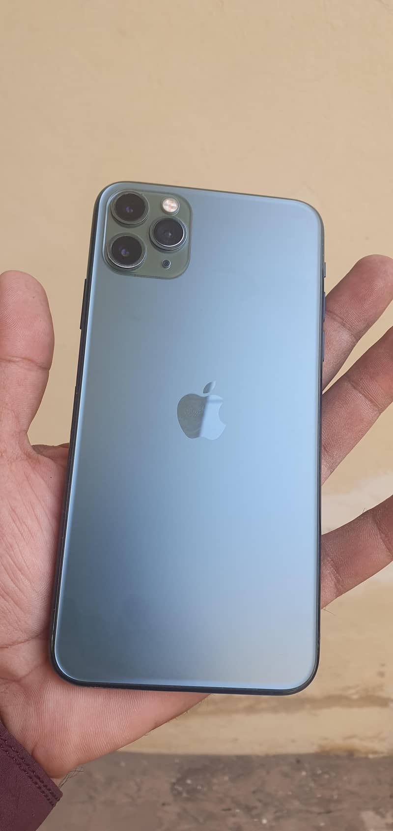 Apple iPhone 11 Pro Max 0