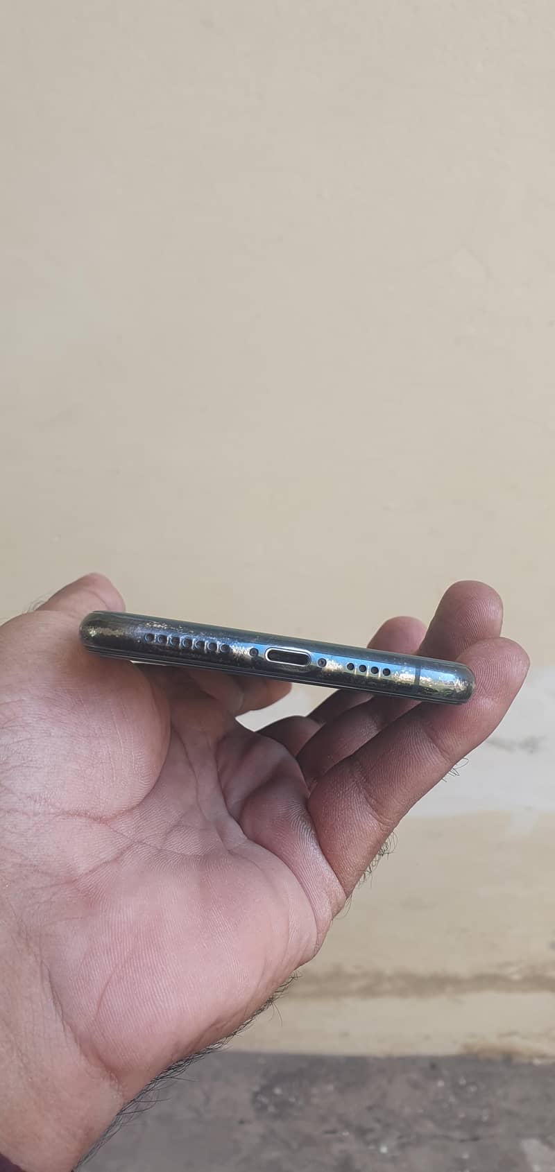 Apple iPhone 11 Pro Max 2
