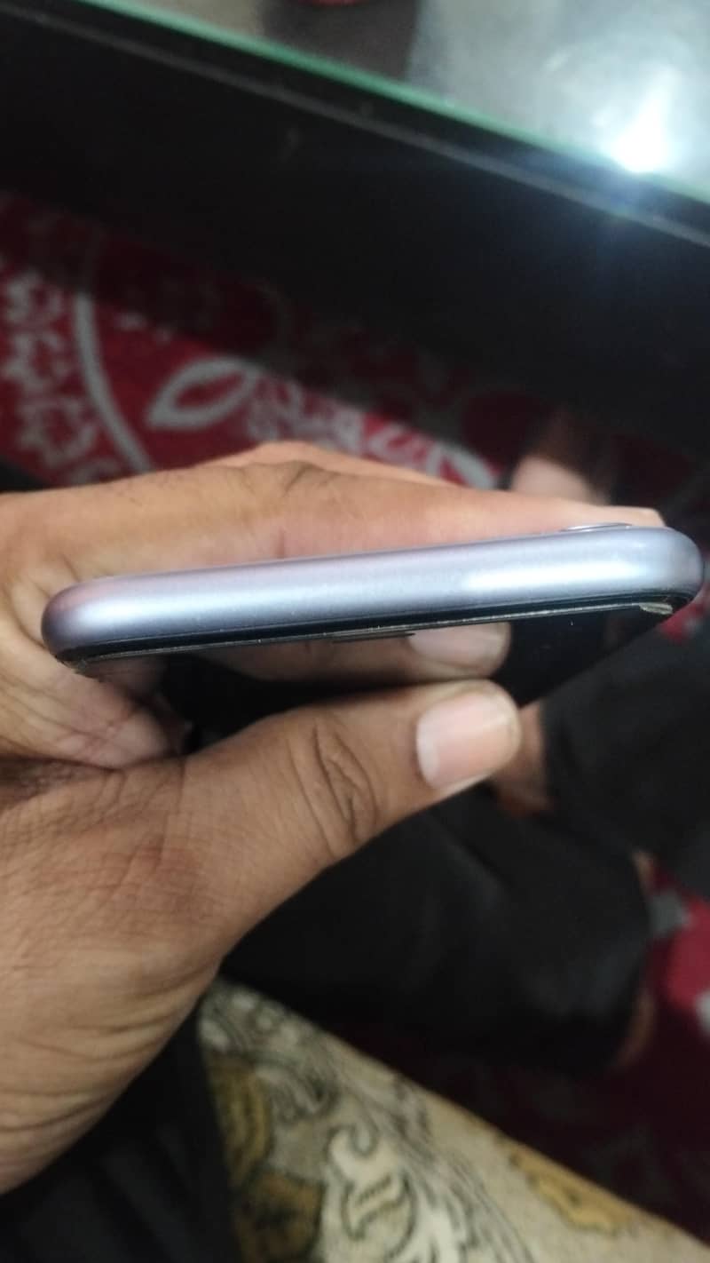 Apple iPhone 11 1