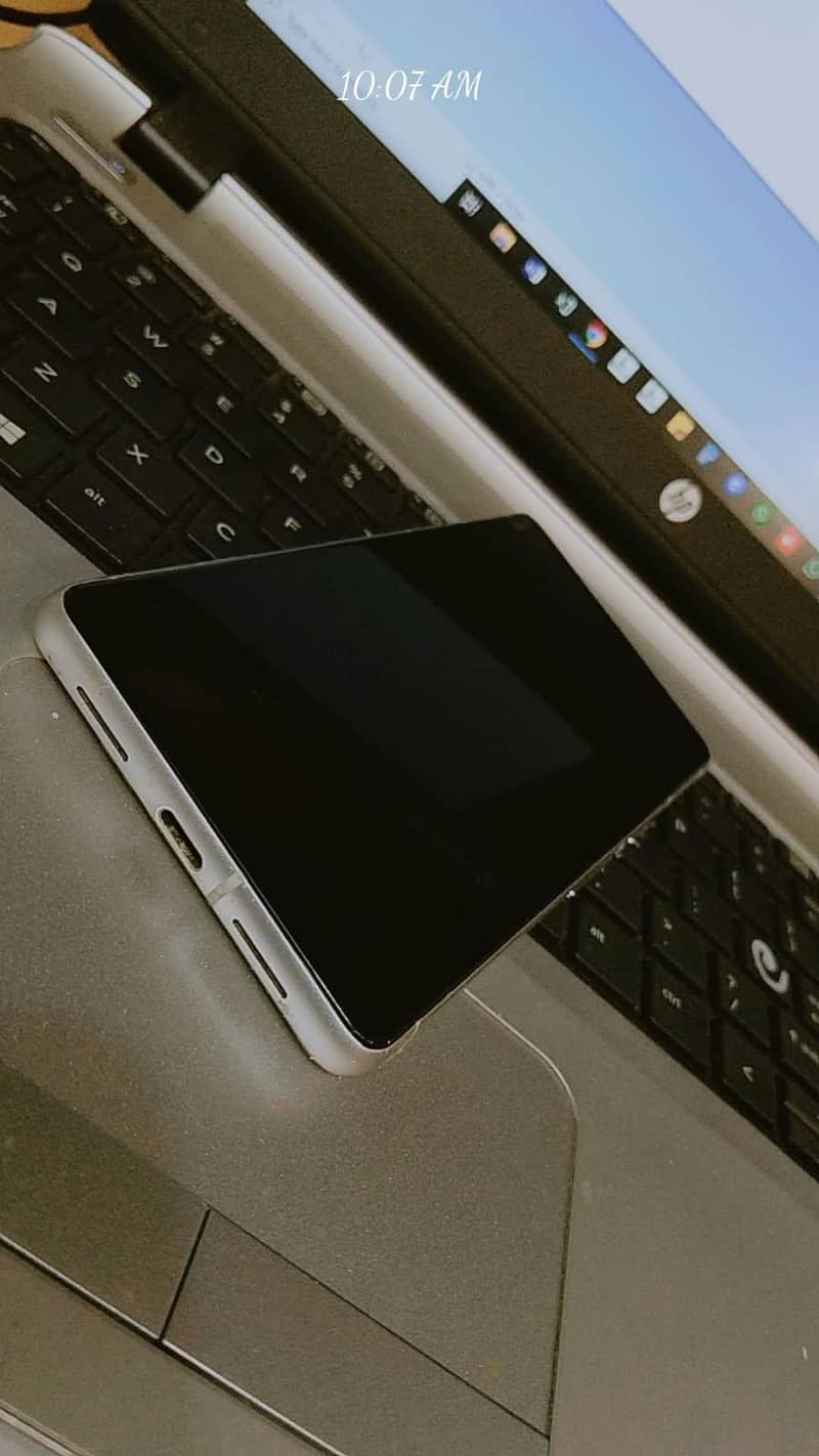 Google Pixel 7 4