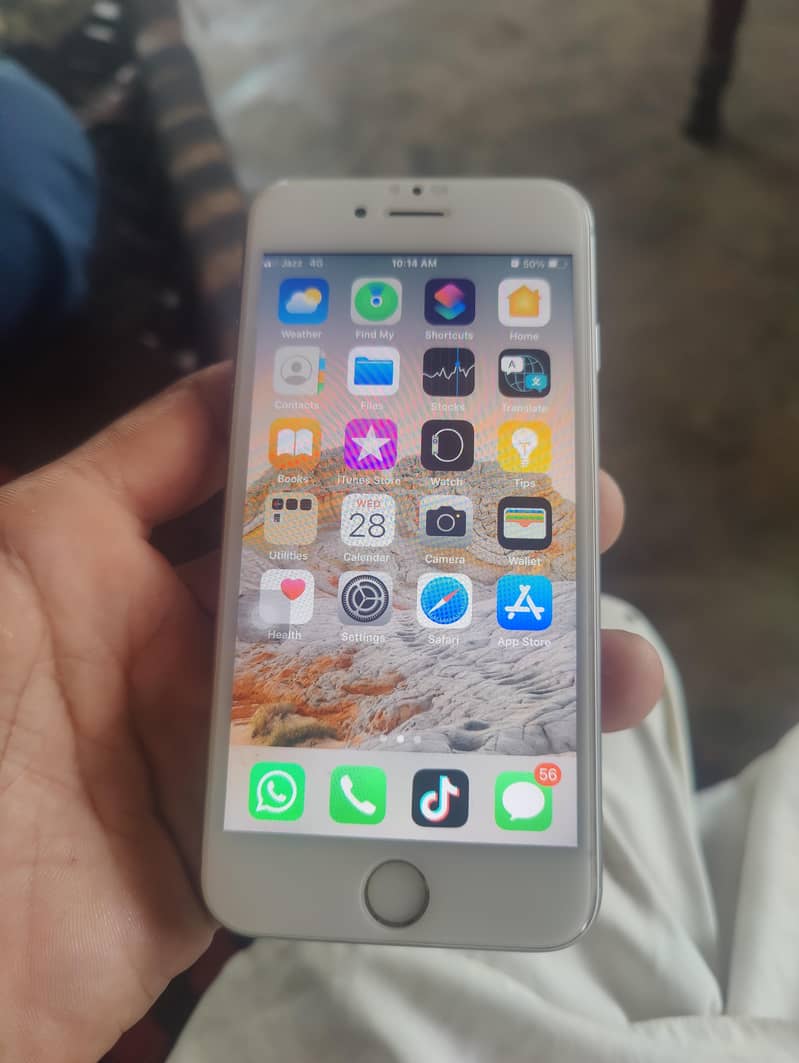 Apple iPhone 6S 4