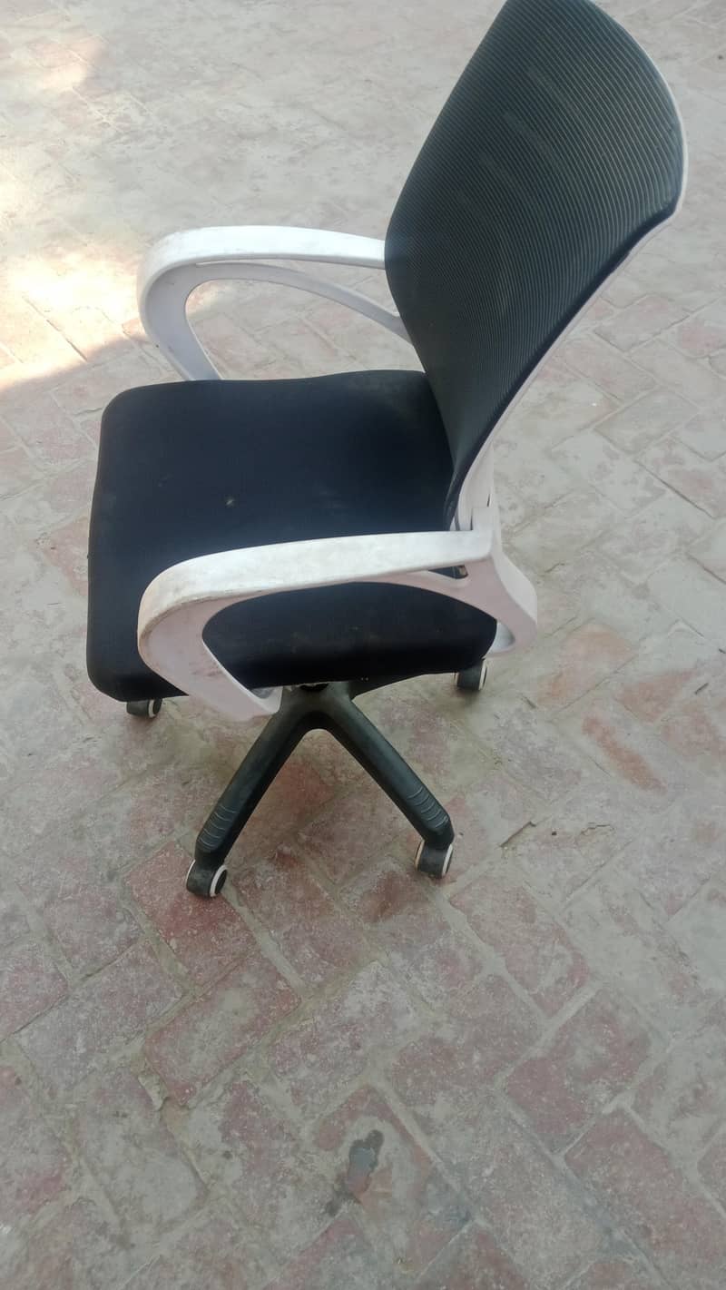 آفس کُرسی 5