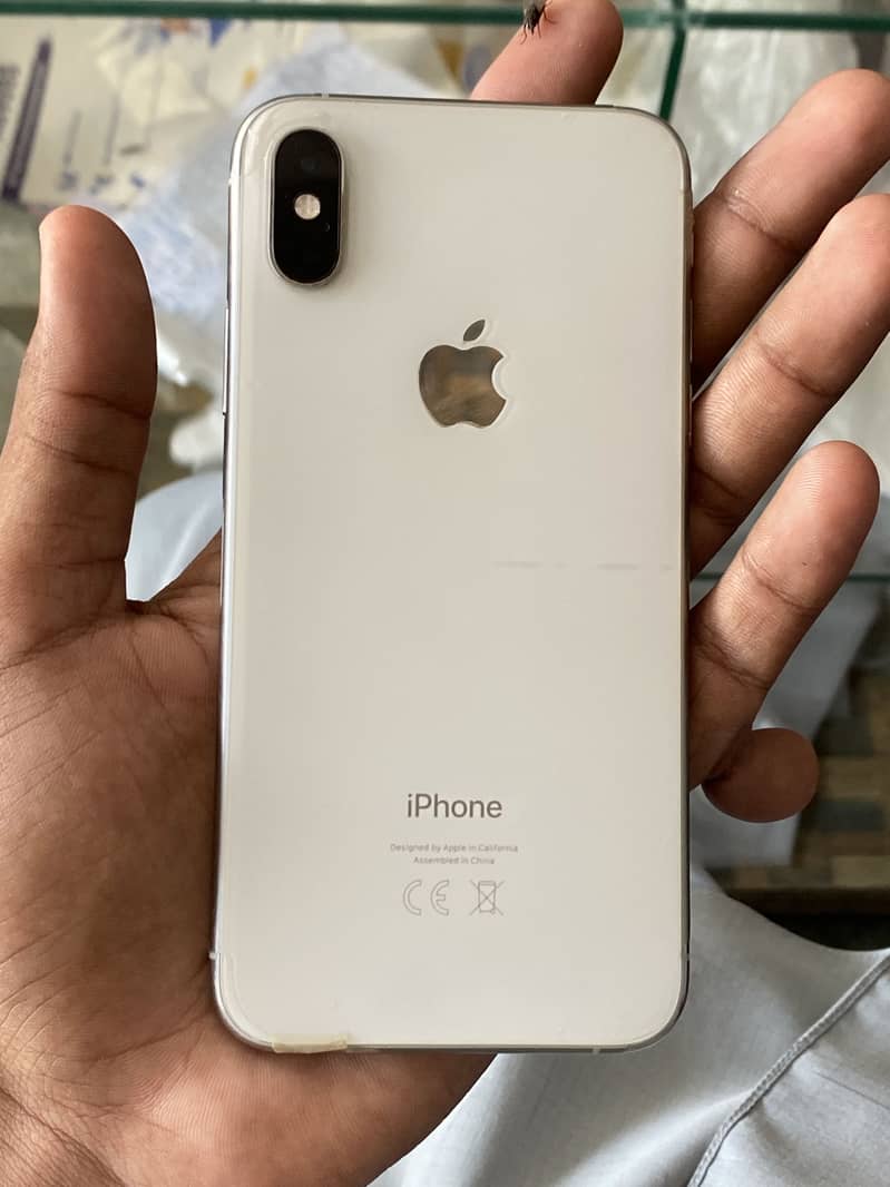 Apple iPhone XS 1