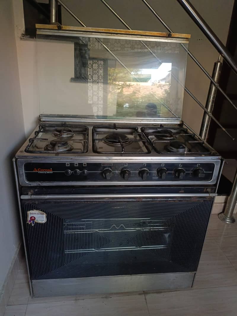 Kitchen Stove in Working Condition 5
