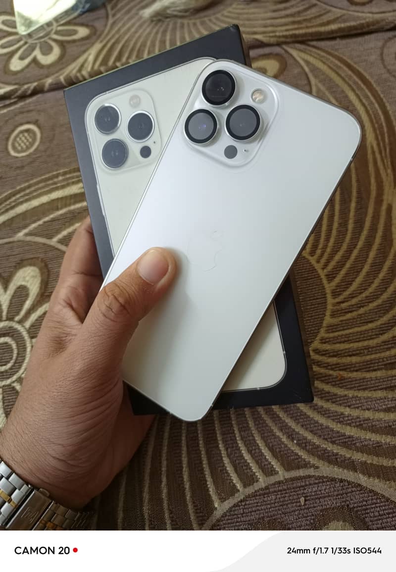 Apple iPhone 13 Pro Max 6