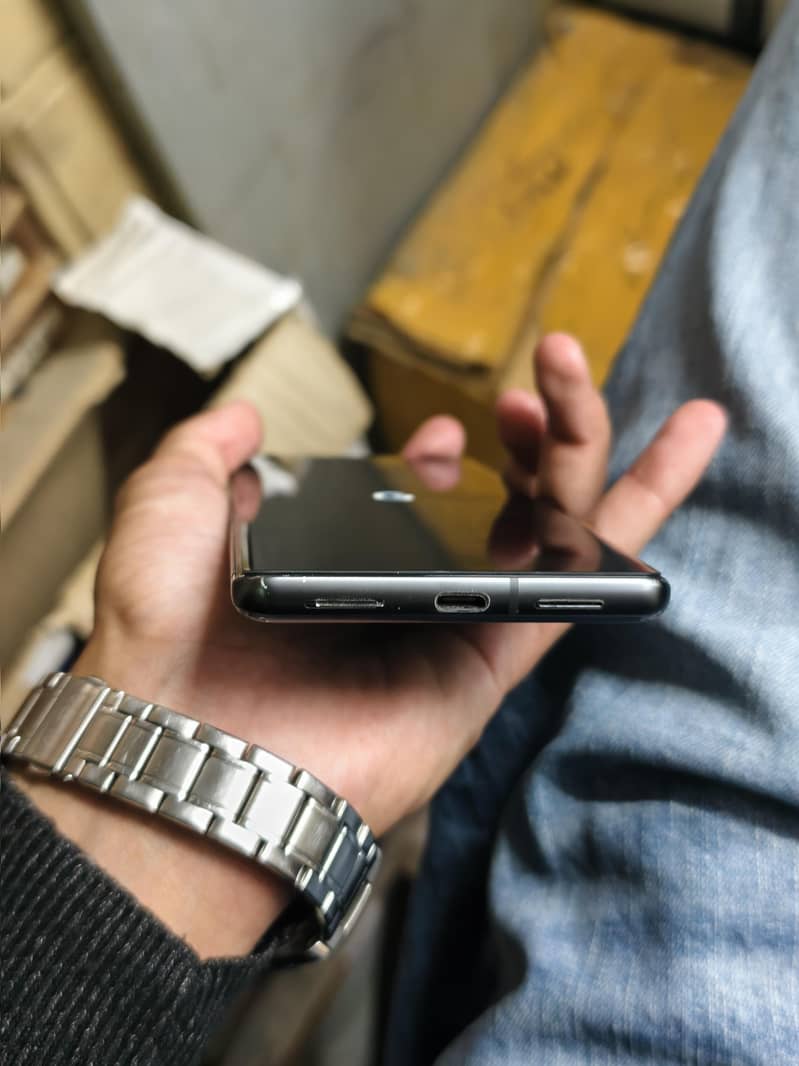Google Pixel 7 Pro official 3