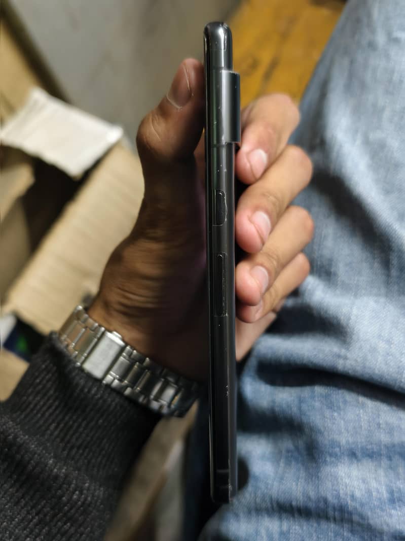 Google Pixel 7 Pro official 4