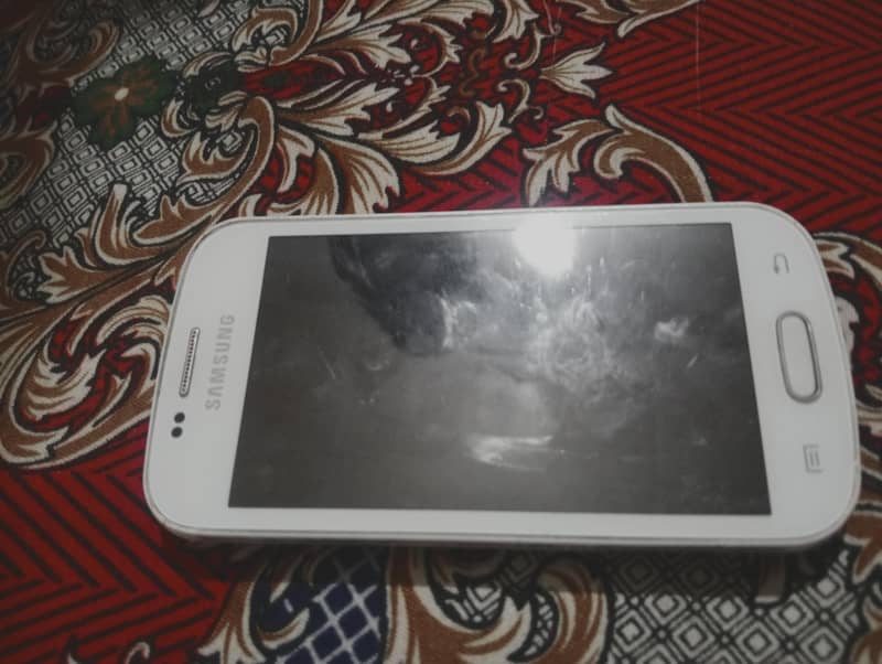 Samsung Mobile J1 5