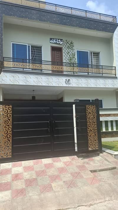 G 13/4 St number 132 Brand New House for sale Size 25 40 Tile flooring 4 bed 5 bath 2 tvl 2 kitchen Car porch water boring