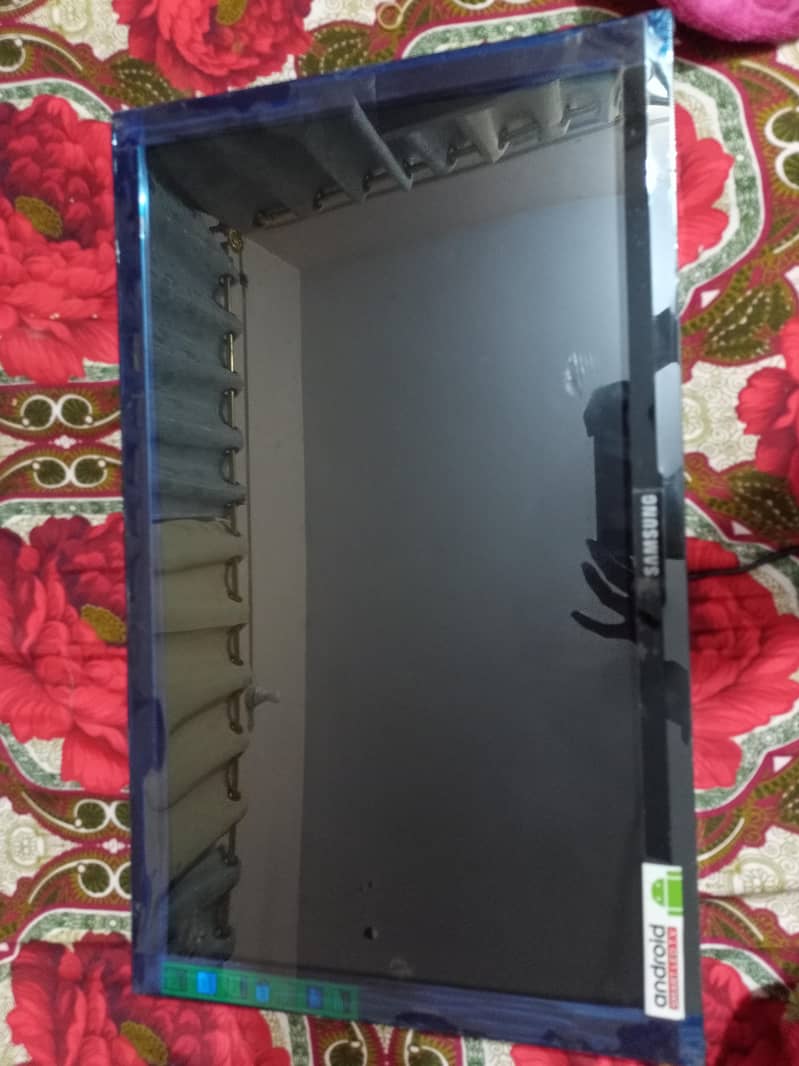 LED TV 60 CM 0