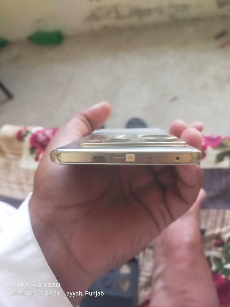 Infinix Note 40 Pro 6