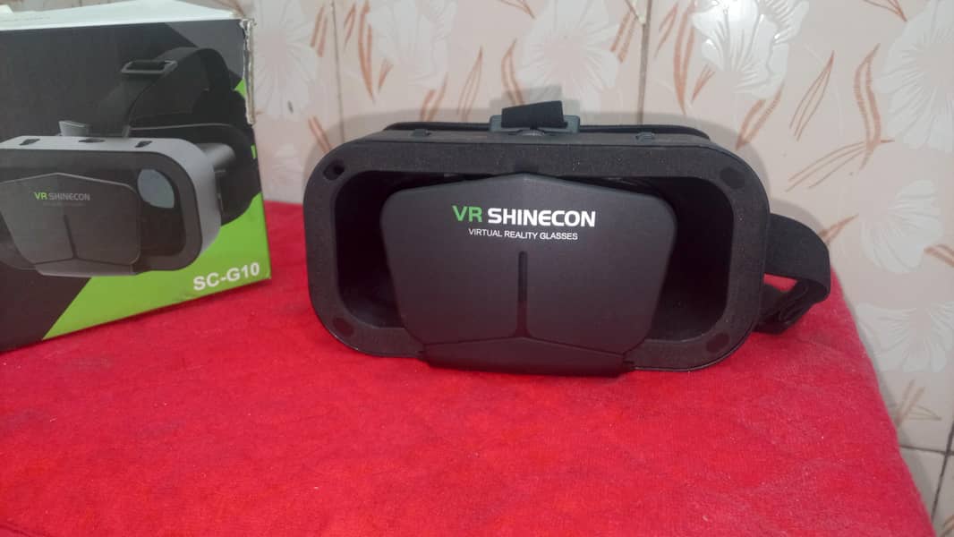 VR Headset Only one time used 3