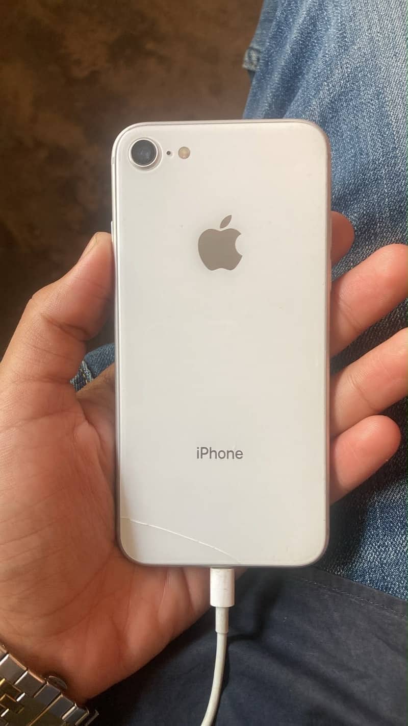 Apple iPhone 8 4
