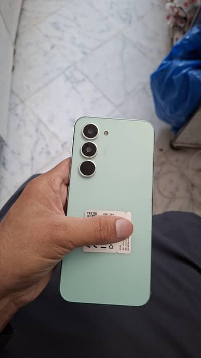 Tecno Spark 40 Pro 16 256gb full box