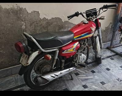 HONDA CG125