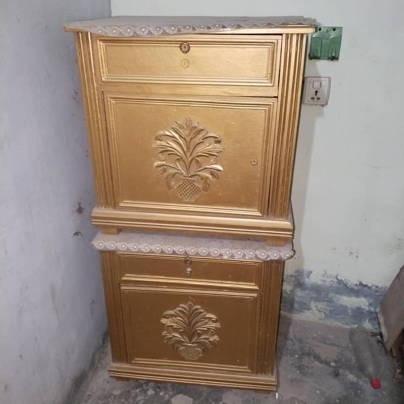 dressing or bed side table showcase 2