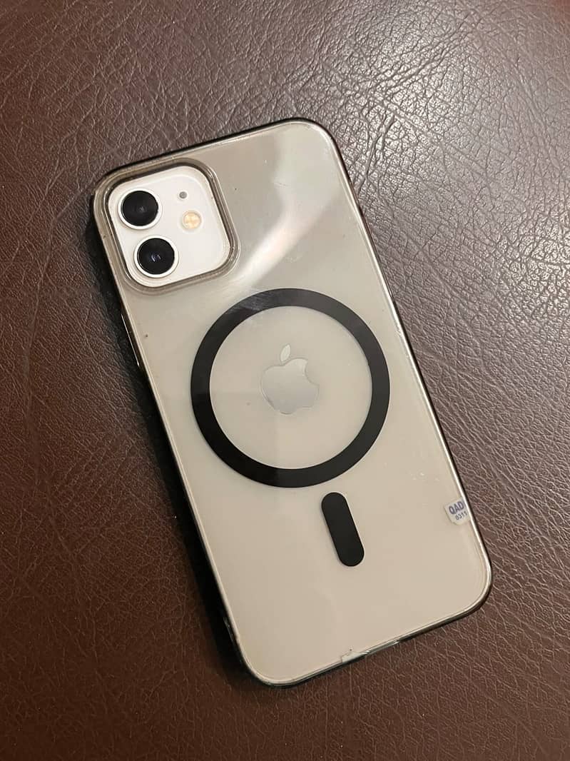Apple iPhone 12 1
