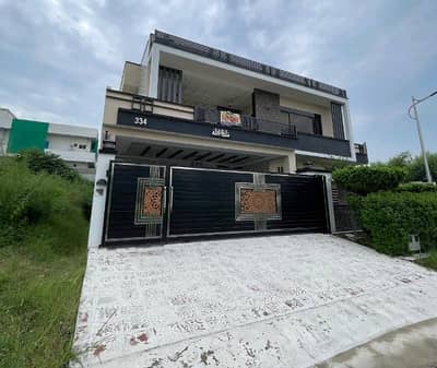 A 22 Marla House Located In G-15 Is Available For sale