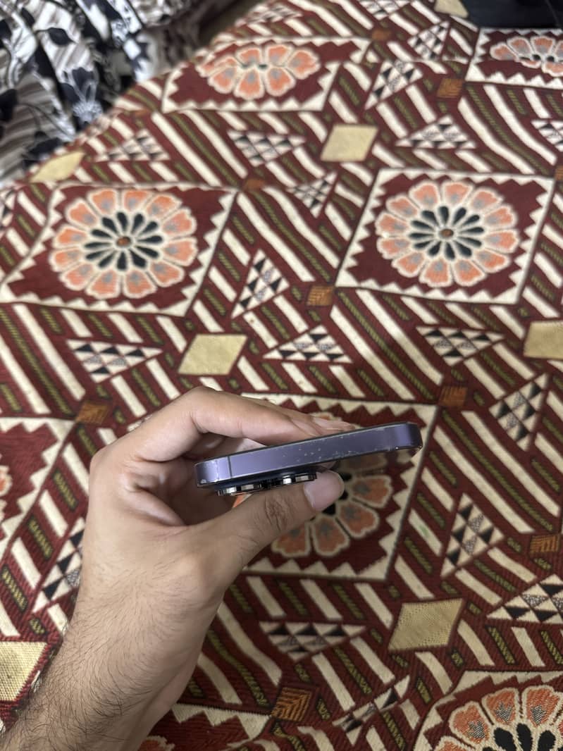 Apple iPhone 14 Pro Max 2