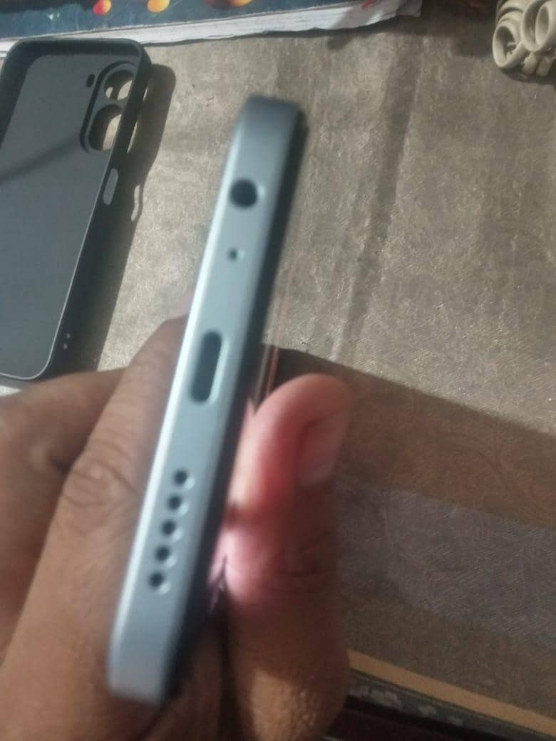 Xiaomi Redmi A7 Pro 5