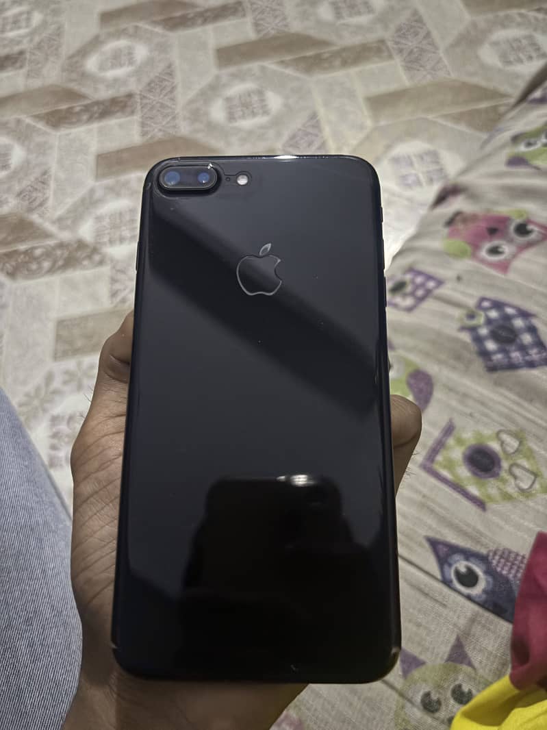 Apple iPhone 7 Plus 0
