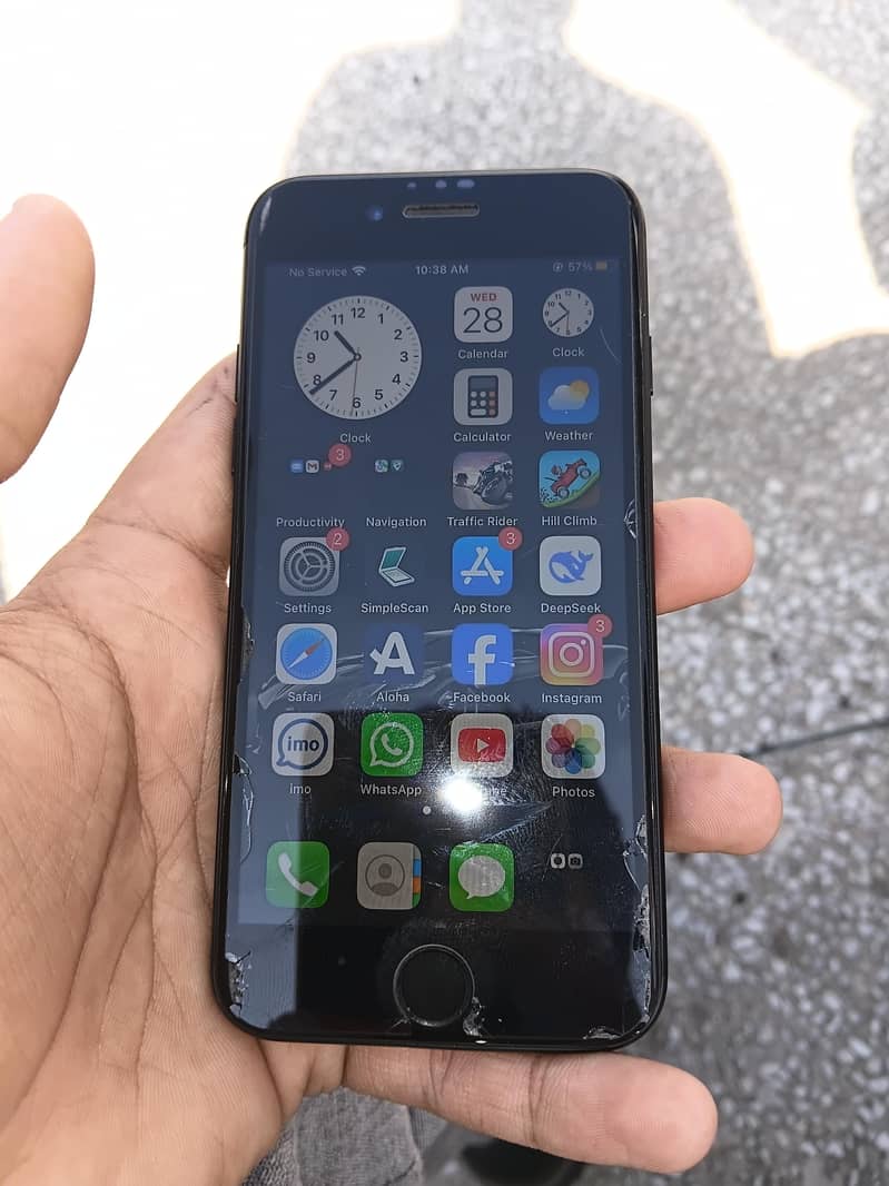 Apple iPhone 7 (non) never opened 5