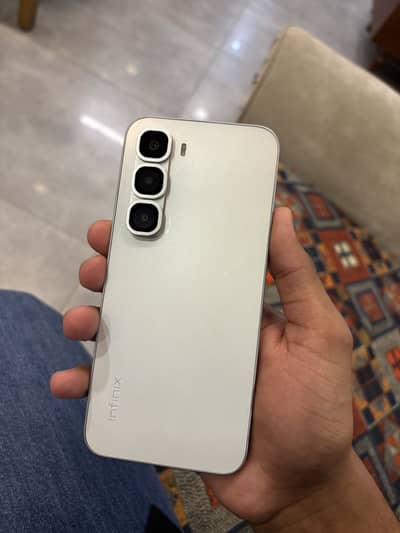 Infinix Hot 60 Pro