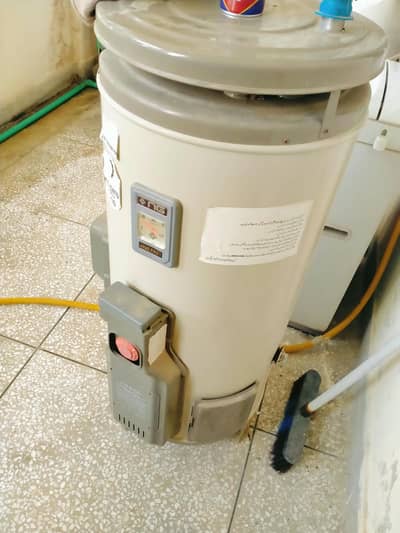 NasGas DG-15 Super Deluxe Gas Water Heater/ Geyser
