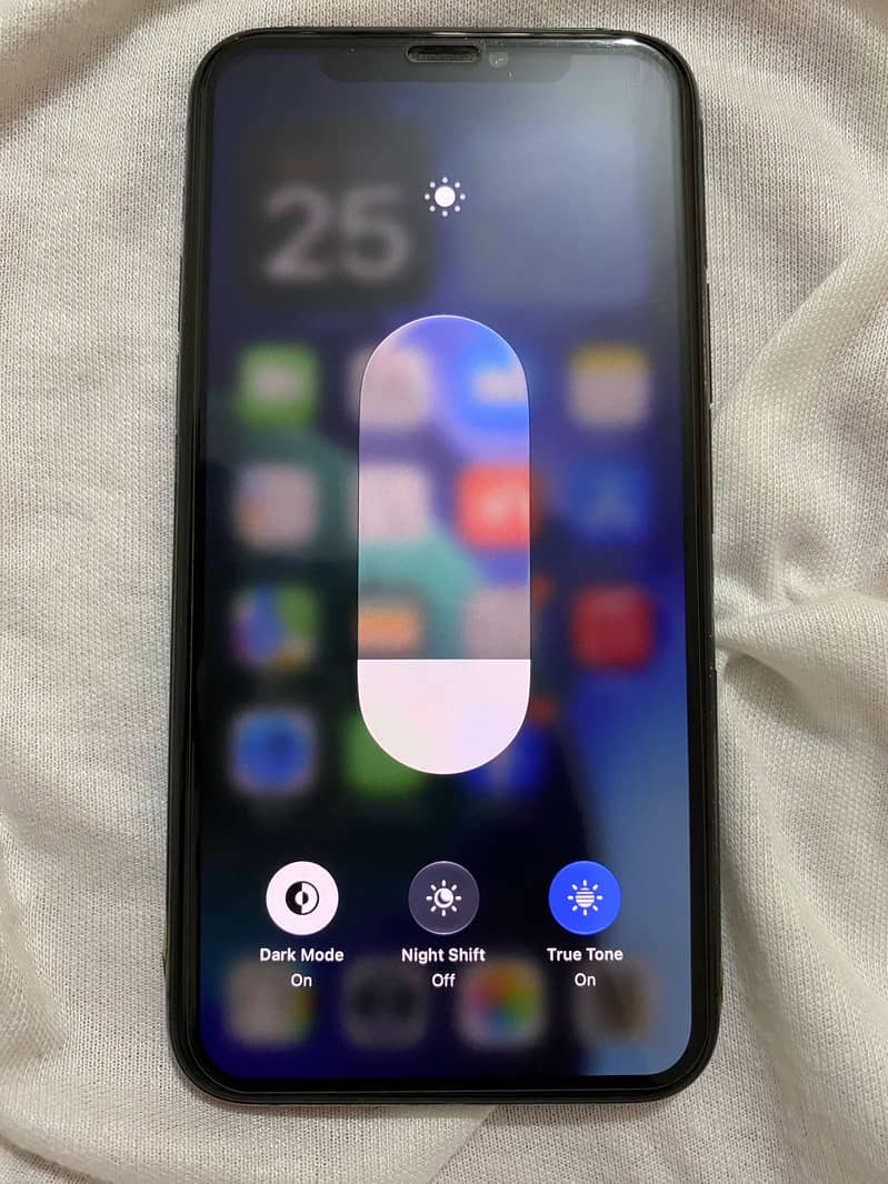 Apple iPhone 11 Pro 2