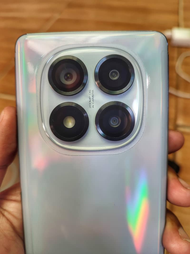 Redmi Note 14 Pro (8/256) 6