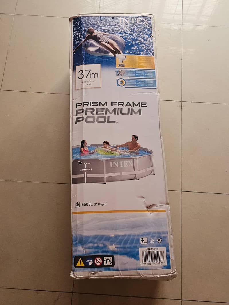 swimming pool 0