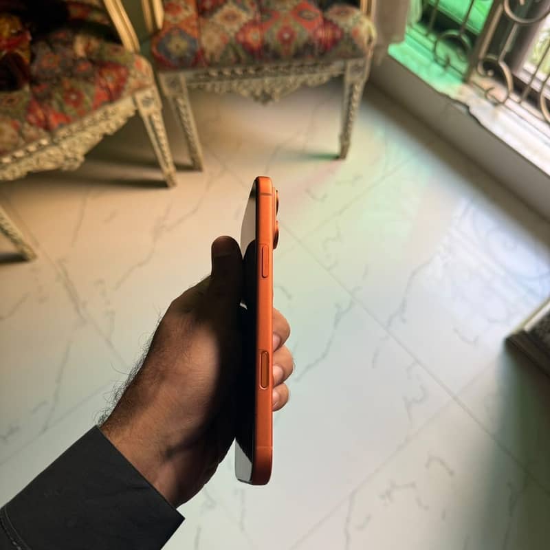 Apple iPhone 17 Pro Max 2