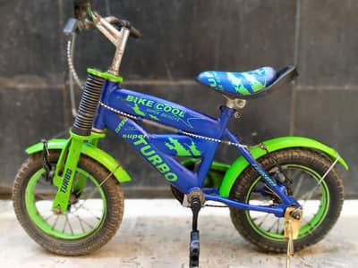 Kids Turbo Sporty Bicycle - Vibrant Blue & Neon Green