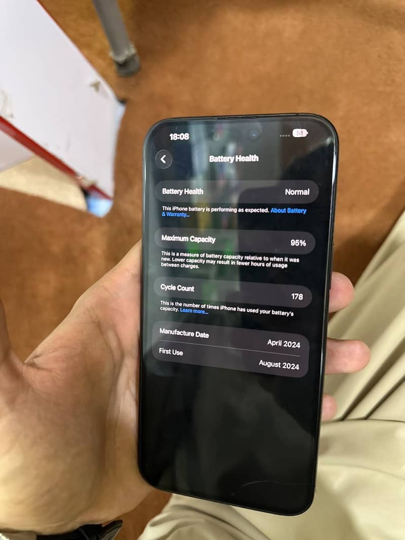 Apple iPhone 15 Pro Max 4