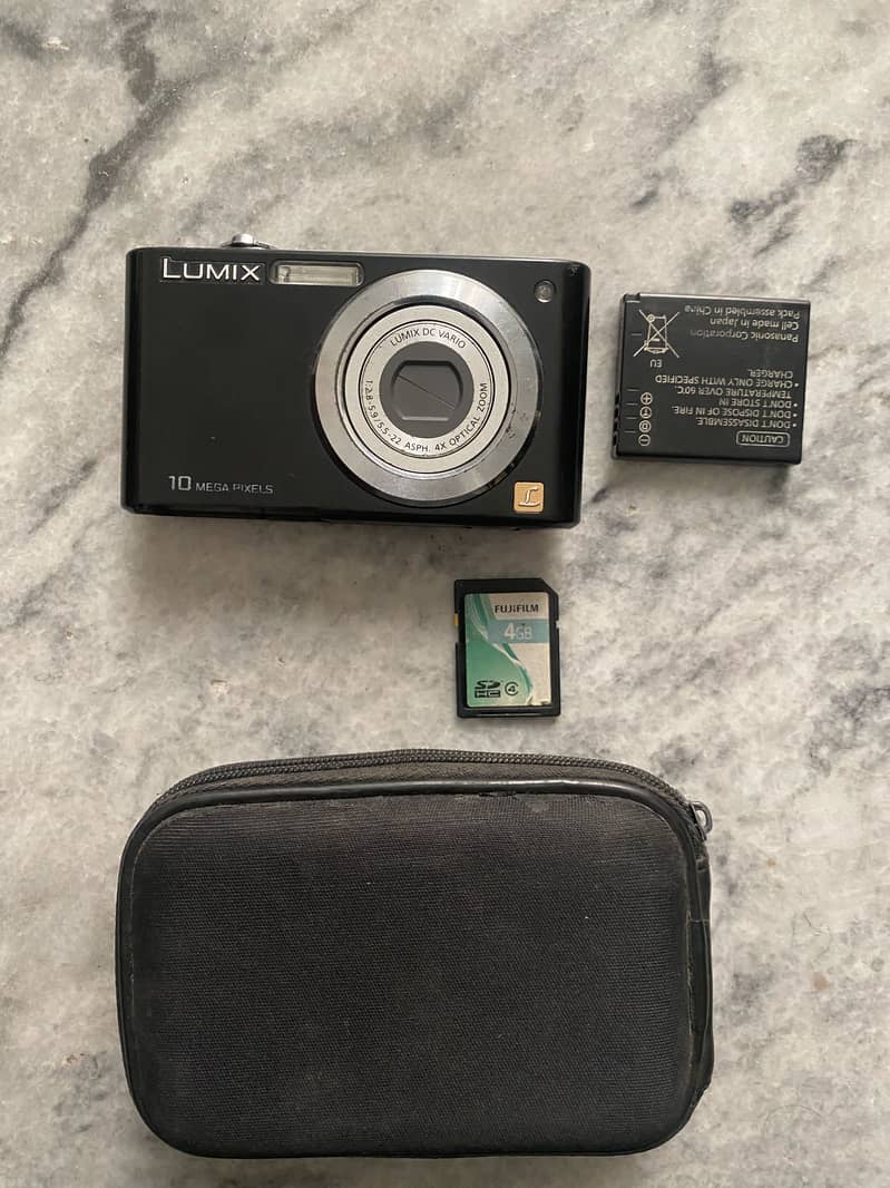 Digital Camera 1