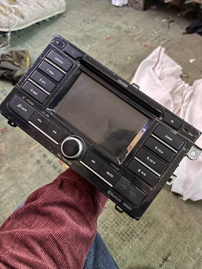 ORIGNAL TOYOTA MULTIMEDIA CLARION