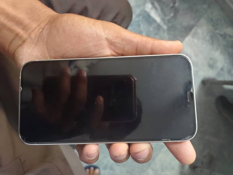 Apple iPhone 12 Pro 2