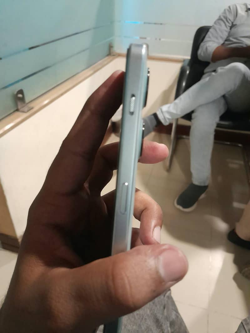 One Plus Nord 3 4