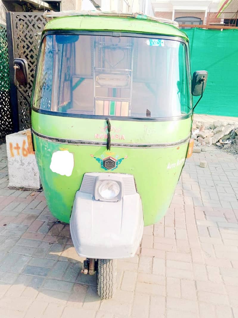 Auto Rickshaw 2015 model 0