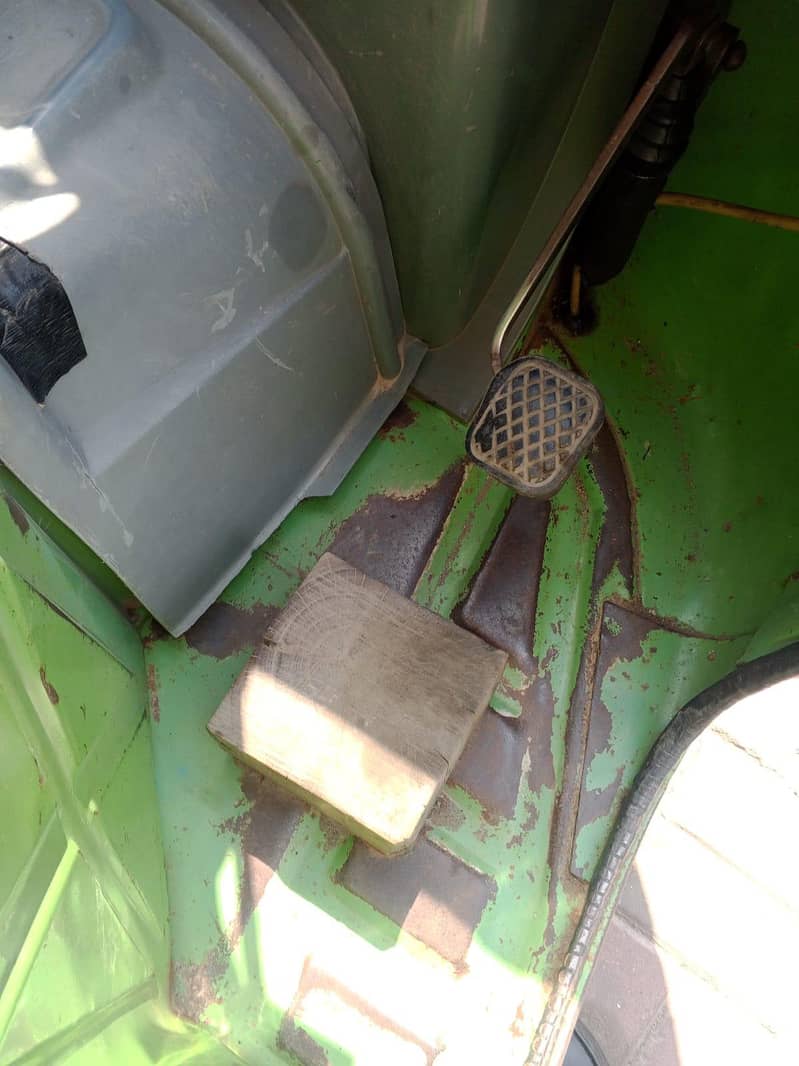 Auto Rickshaw 2015 model 8